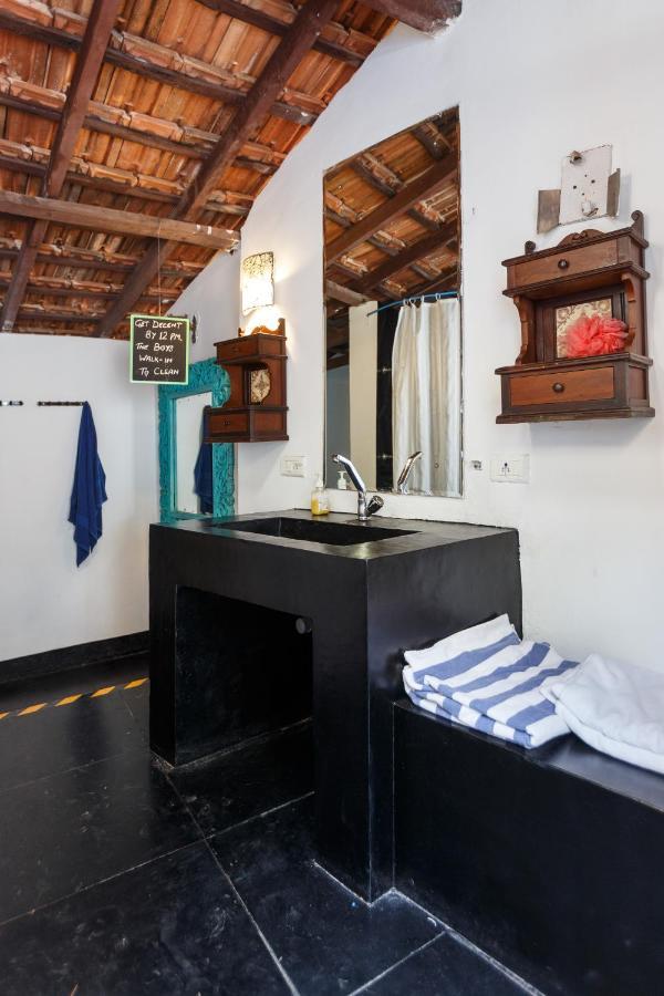 Woke Arpora Hostel ภายนอก รูปภาพ