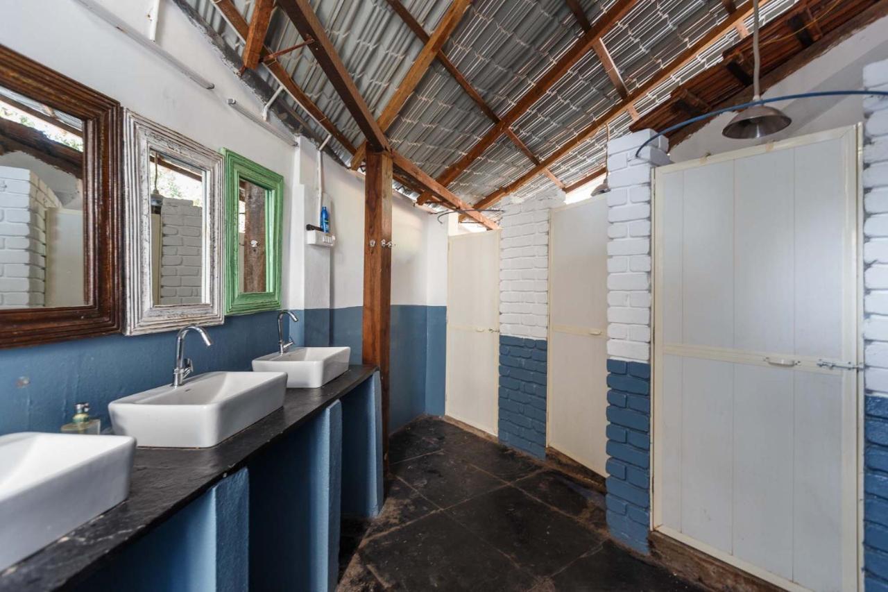 Woke Arpora Hostel ภายนอก รูปภาพ